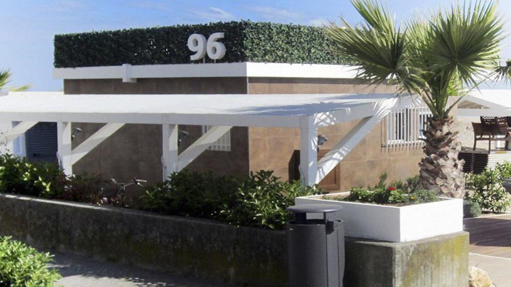 Hotel Aria Di Mare - Bed & Brunch In Centro A Riccione Buitenkant foto